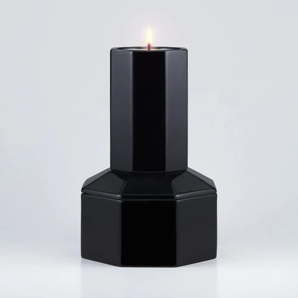 Les Eaux Primordiales Black Amber duftlys 500 g æble