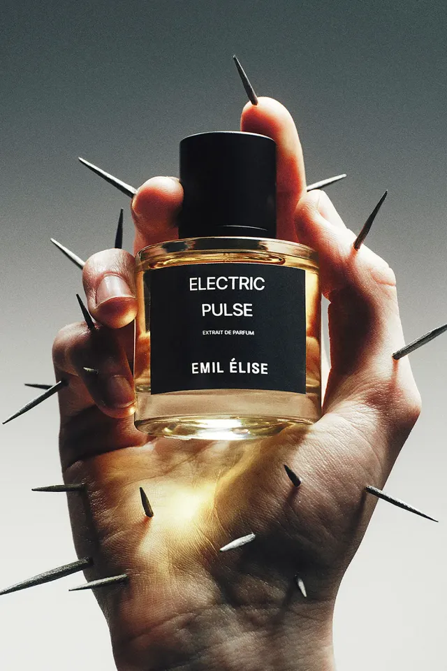 Emil Elise Electric Pulse parfume oud krydret