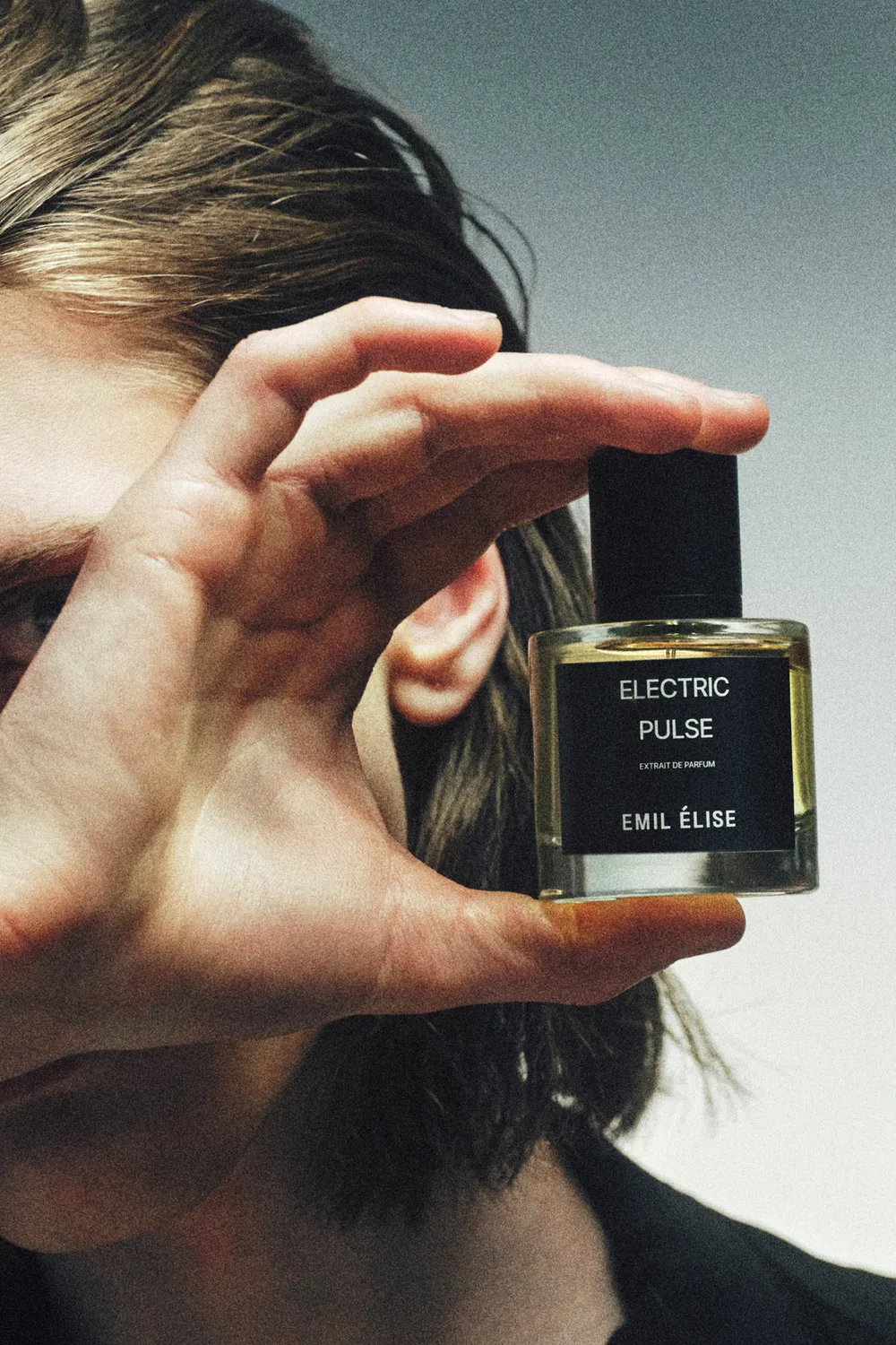 Emil Elise Electric Pulse parfume oud krydret